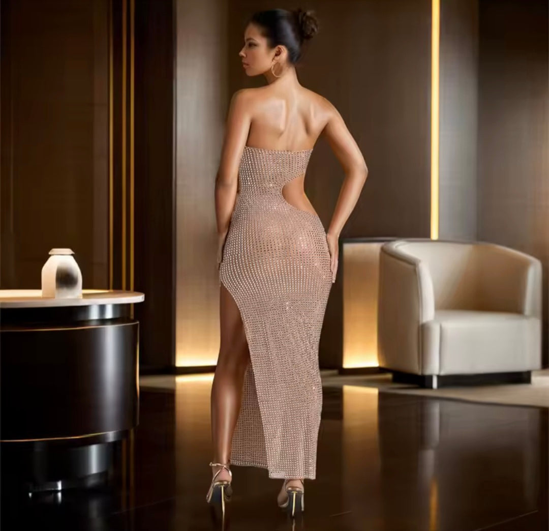 Nerea | Vestido Largo Sin Tirantes con Diamantes de Imitación