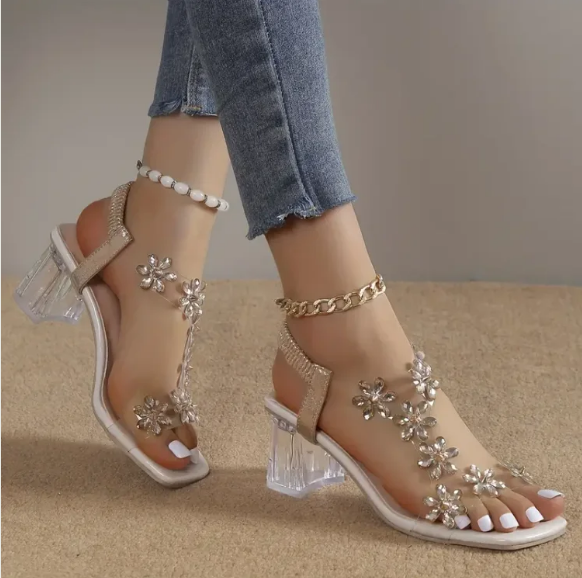 Pilar | Sandalias de tacón ancho con flor y pedrería para mujer