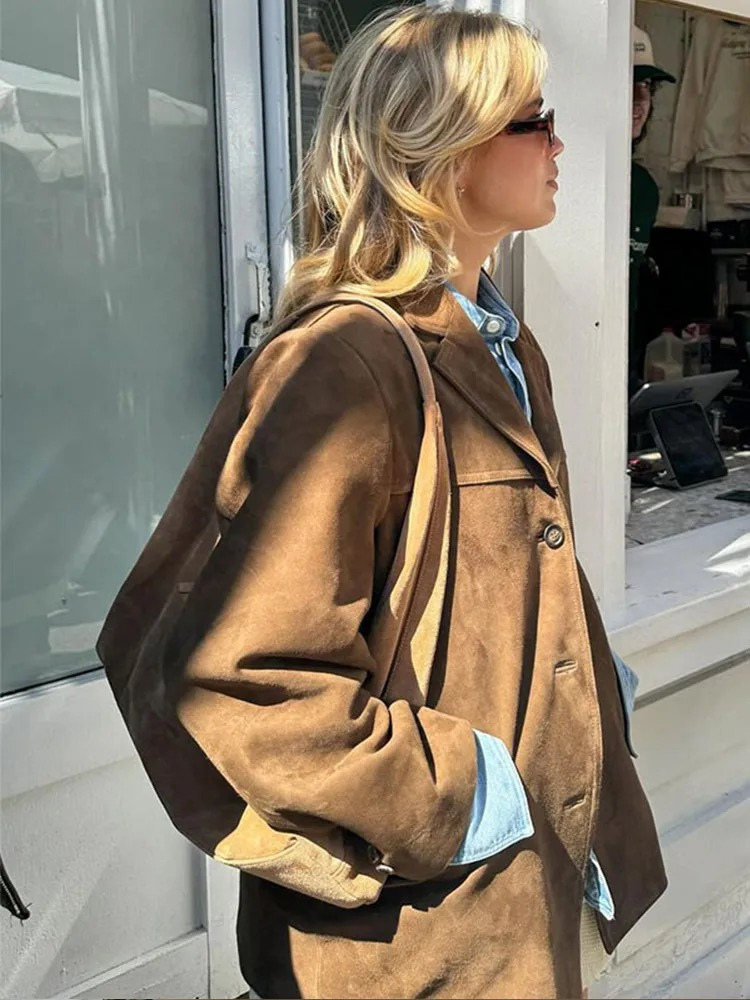 Mireia | Abrigo trench oversize en lujoso look de ante.