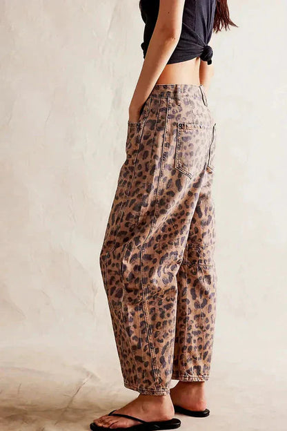 Camila – Jeans anchos estampado leopardo