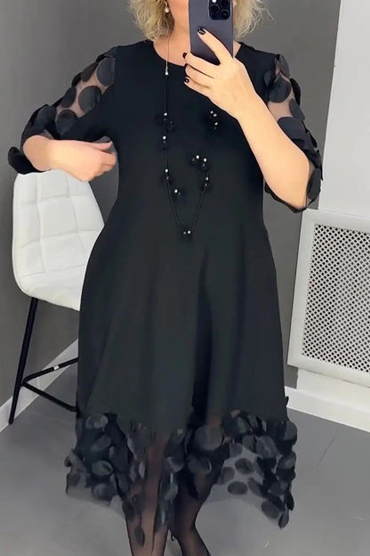 Beatrice | Vestido negro fluido con detalles en tul de lunares