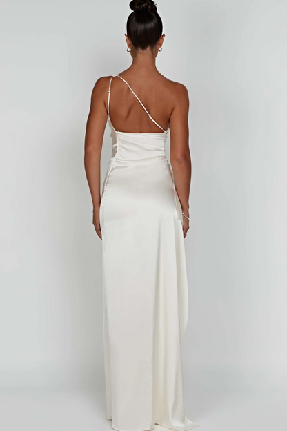 Lora | Vestido de satén con escote asimétrico