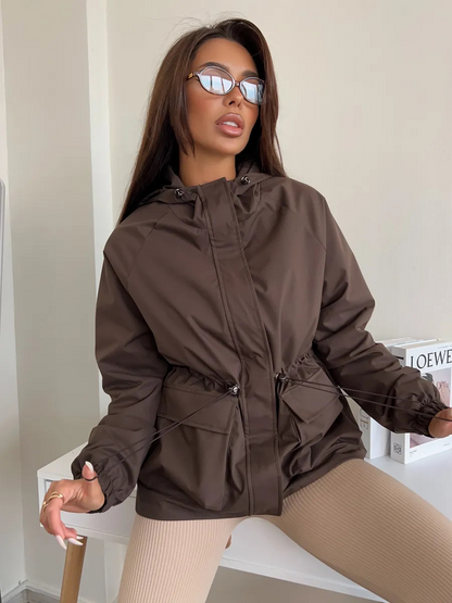 Sofía | chaqueta impermeable con capucha ajustable