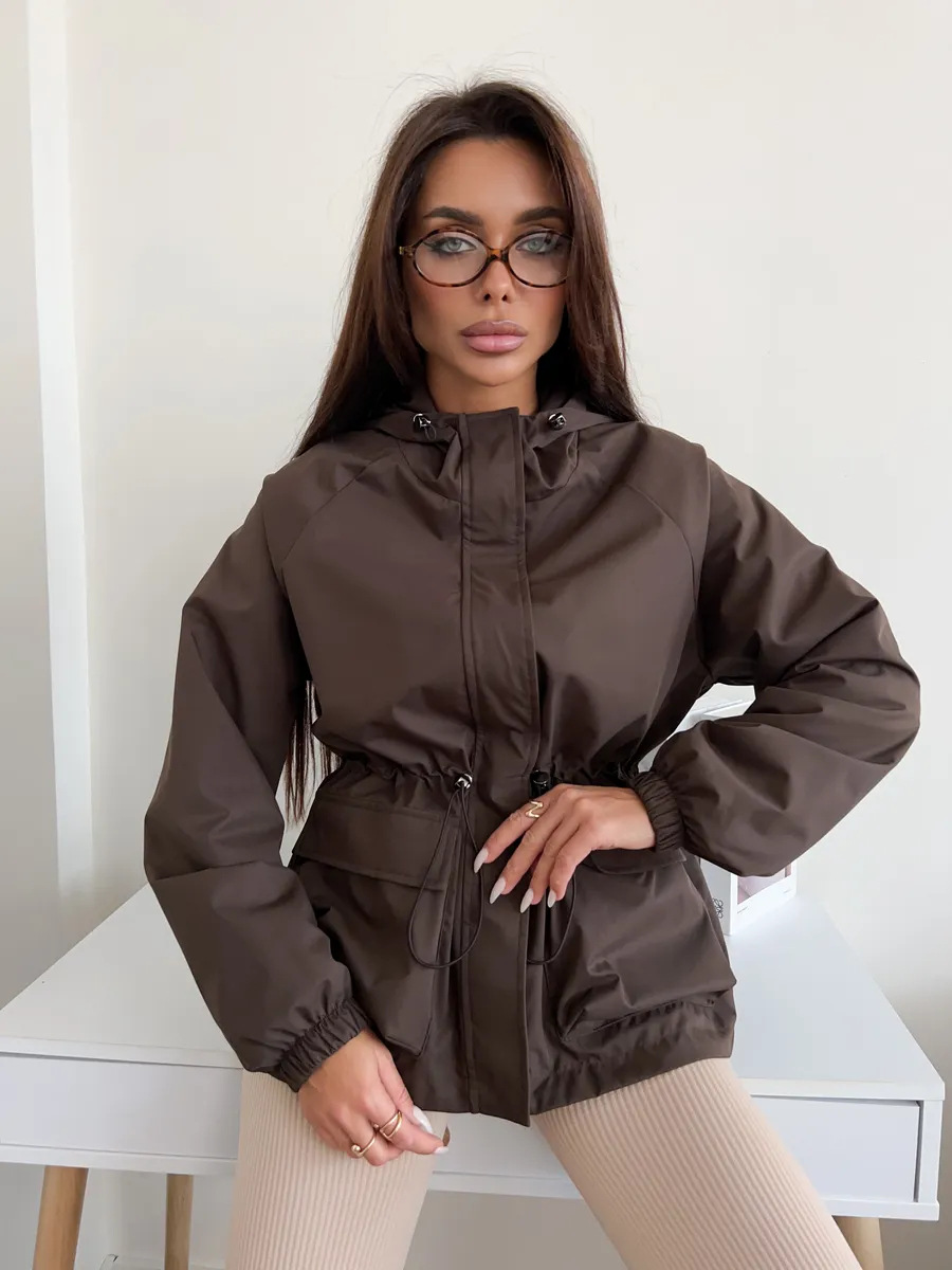 Sofía | chaqueta impermeable con capucha ajustable