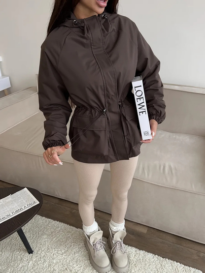 Sofía | chaqueta impermeable con capucha ajustable