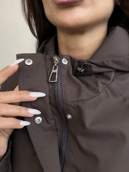 Sofía | chaqueta impermeable con capucha ajustable