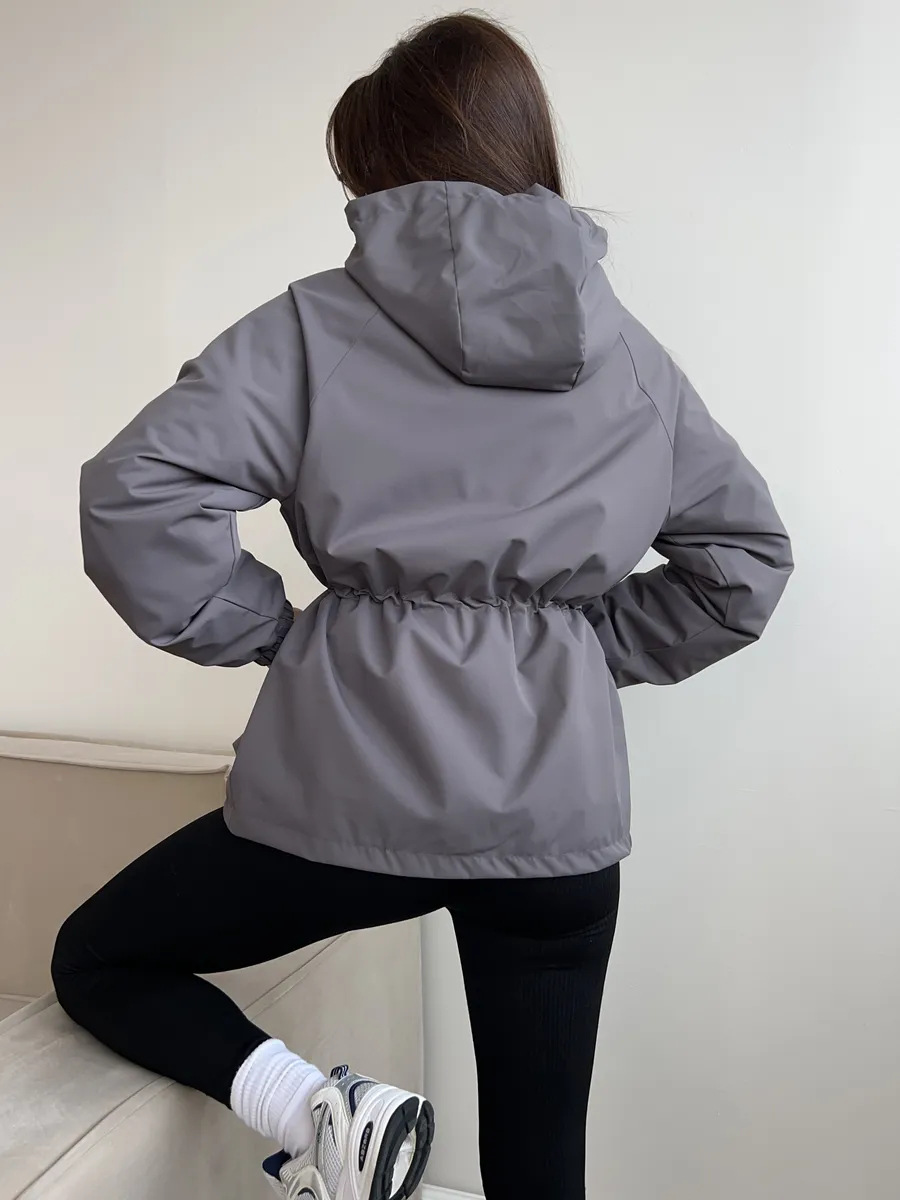Sofía | chaqueta impermeable con capucha ajustable