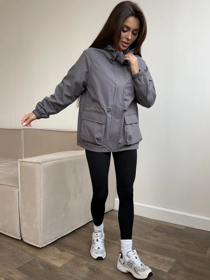 Sofía | chaqueta impermeable con capucha ajustable