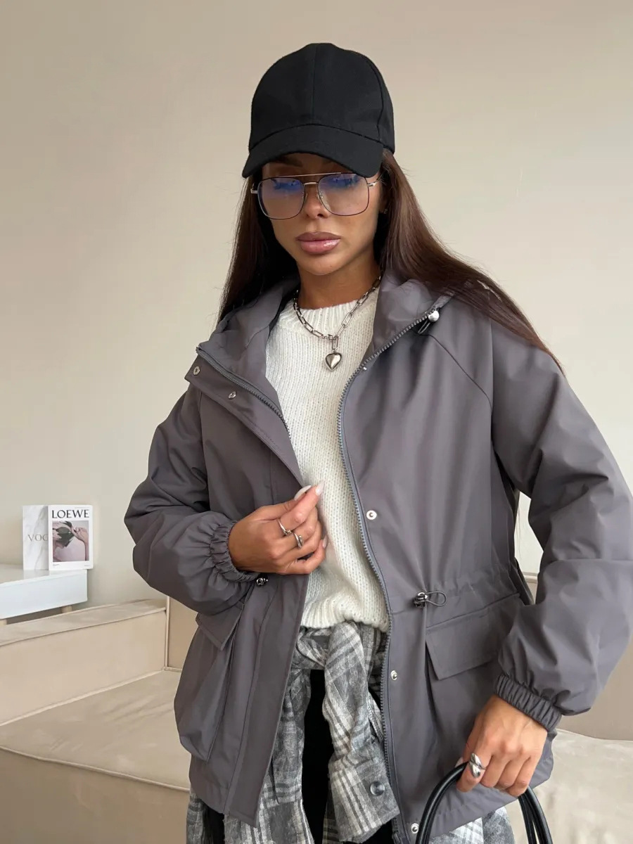 Sofía | chaqueta impermeable con capucha ajustable