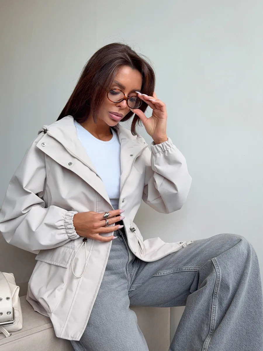 Sofía | chaqueta impermeable con capucha ajustable