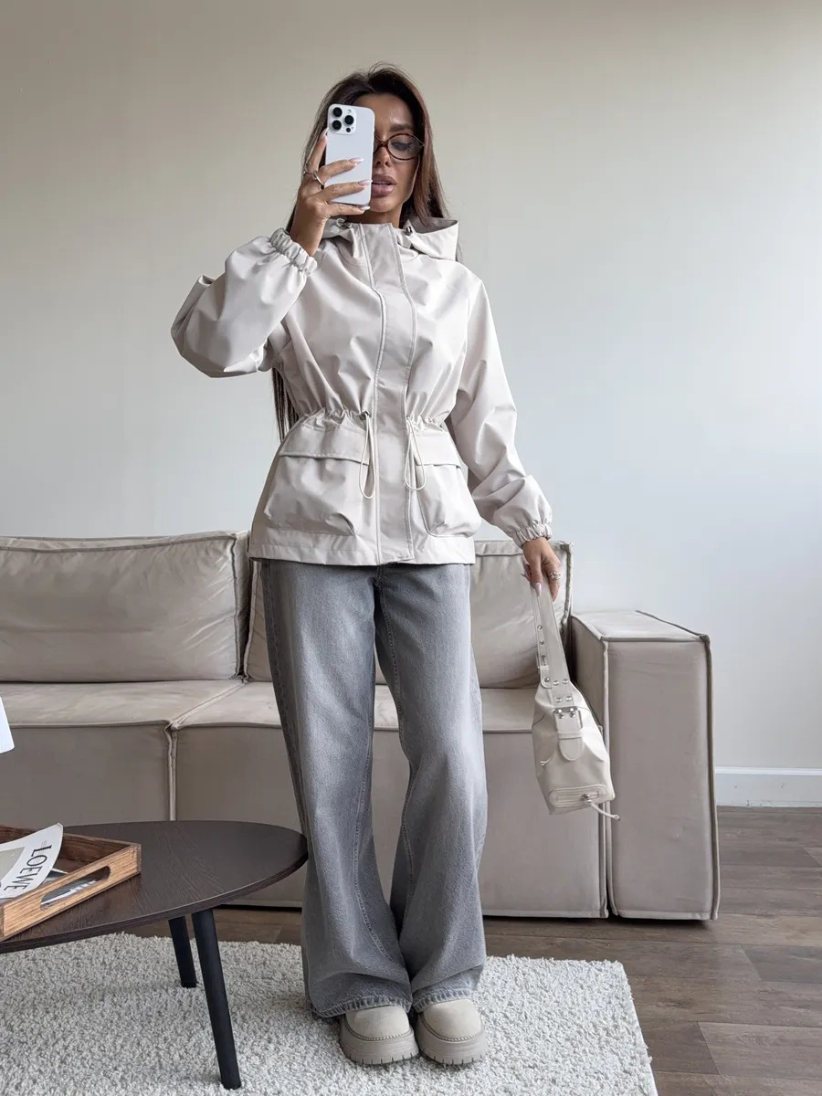 Sofía | chaqueta impermeable con capucha ajustable