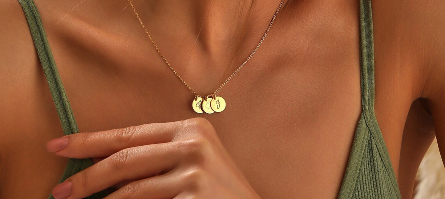 Luisa | Collar con nombre y fecha