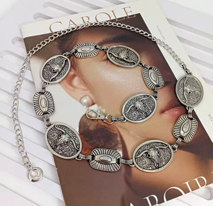 Conchi | Cinturón de Cadena Vintage con Monedas de Cabeza de Toro