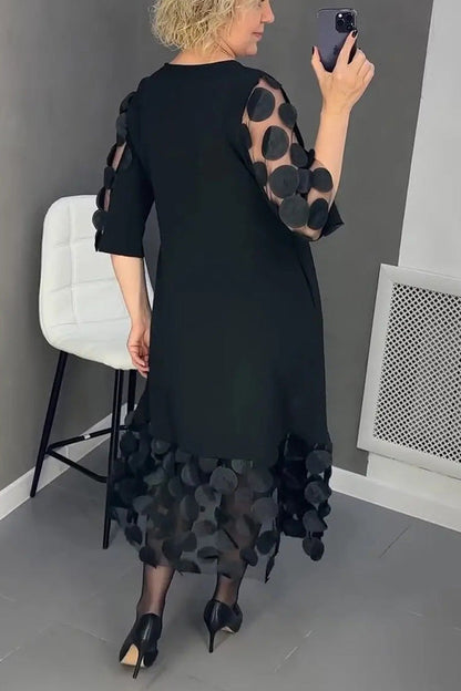 Beatrice | Vestido negro fluido con detalles en tul de lunares