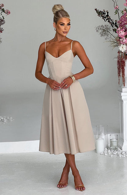 MAILEEN | Vestido midi elegante con corsé