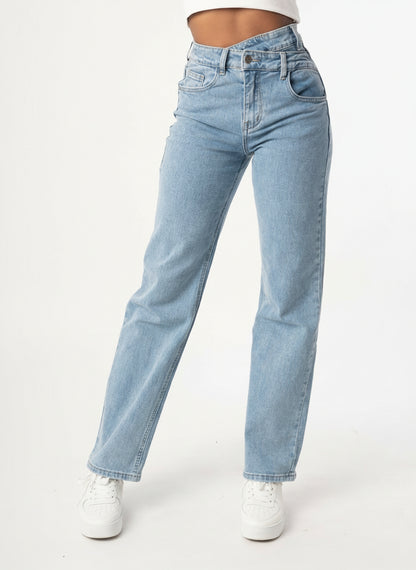 Luci | Vaqueros de pierna recta asimétricos